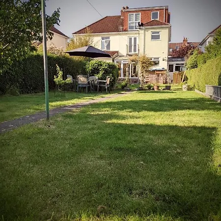 The British Scooterist Homestay