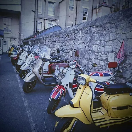 Alloggio in famiglia The British Scooterist Bristol